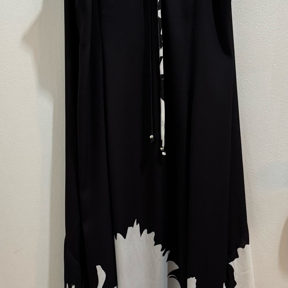 WHBM Casual and Sexy Black Floral Maxi Dress Size 14 NWT - Picture 6 of 9